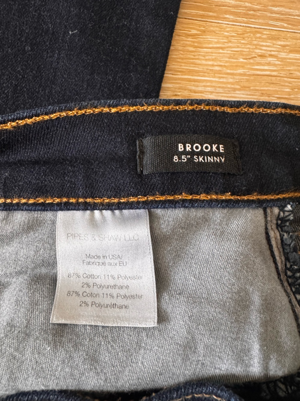 Veronica Beard Brooke Mid-Rise Skinny Jeans in Deep Blue Wash - Picture 5 of 7